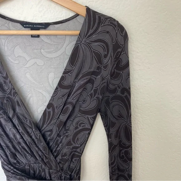 Banana Republic Floral Long Sleeve Wrap Dress, Size XS - Picture 2 of 4